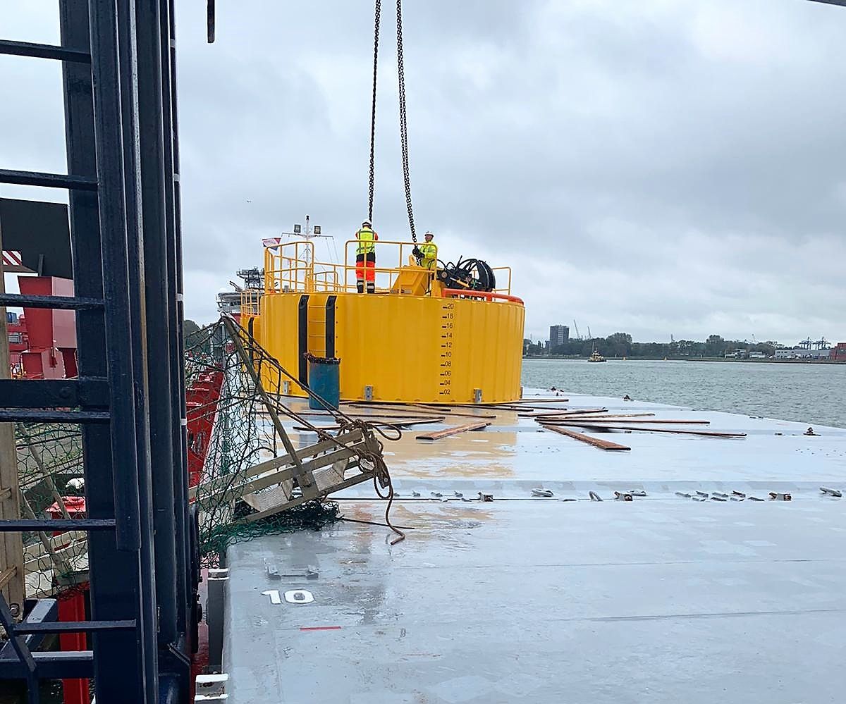 Delta Maritime arranges receipt and transport of buoys to Motor Oil in Corinth